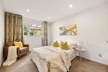 6 Brabham Place, Avondale