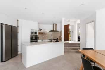 8 Waiorakei Way, Welcome Bay
