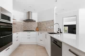 8 Waiorakei Way, Welcome Bay