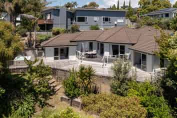 8 Waiorakei Way, Welcome Bay