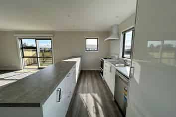 20A Bentham Street, Westport