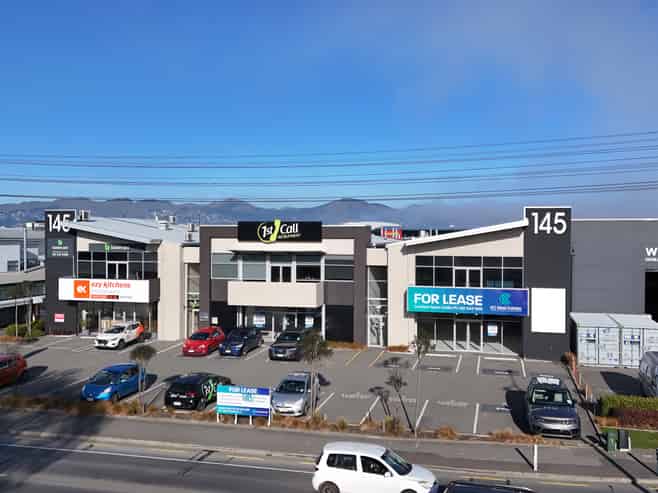 Blenheim Road - High profile office | showroom 