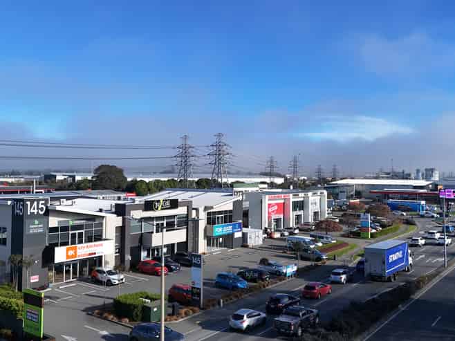 Blenheim Road - High profile office | showroom 