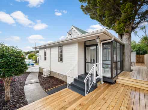 15 Cargill Street, Karori