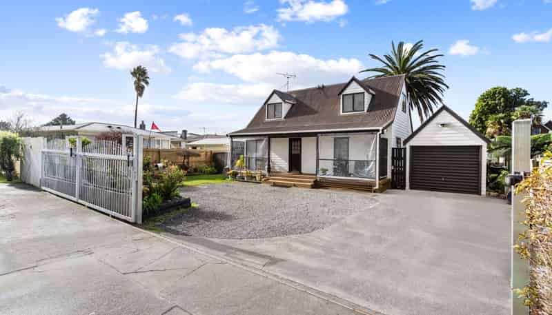 15A Clark Street, Manurewa