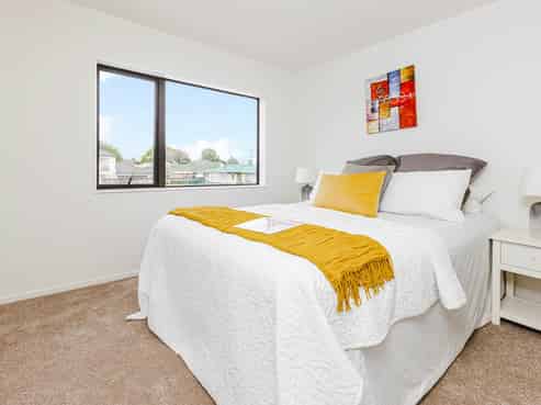 17B & E McCullough Avenue, Papatoetoe