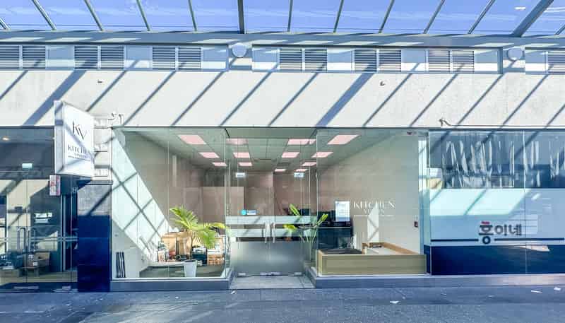 Shop 4/62-78 Hurstmere Road, Takapuna