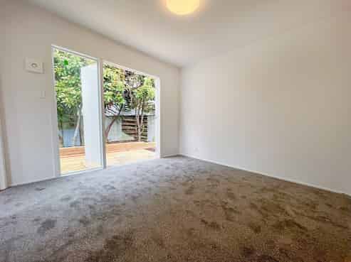 26a Taharoto Rd, Takapuna