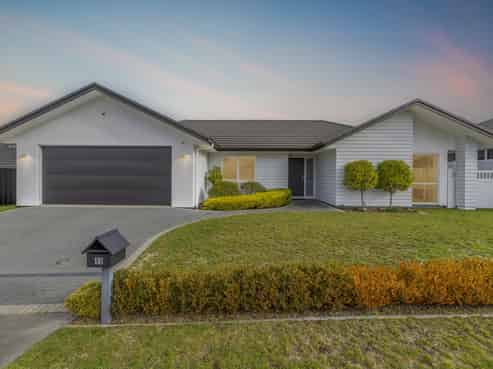 11 Mayfly Grove, Nukuhau