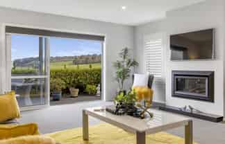 11 Mayfly Grove, Nukuhau