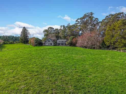 251 State Highway 30, Tikitere