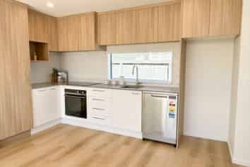 2/6 Strauss Place, SOMERFIELD