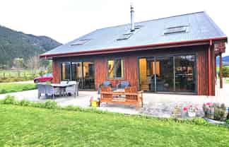 72 Hotham Street, Murchison