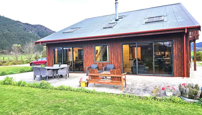 72 Hotham Street, Murchison