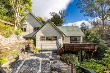 22 Burns Road, Hospital Hill
