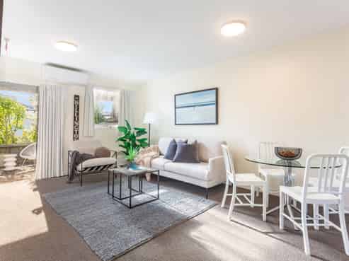 64/46 Hiropi Street, Newtown