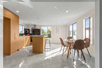 15 Mayflower  Close, Manukau