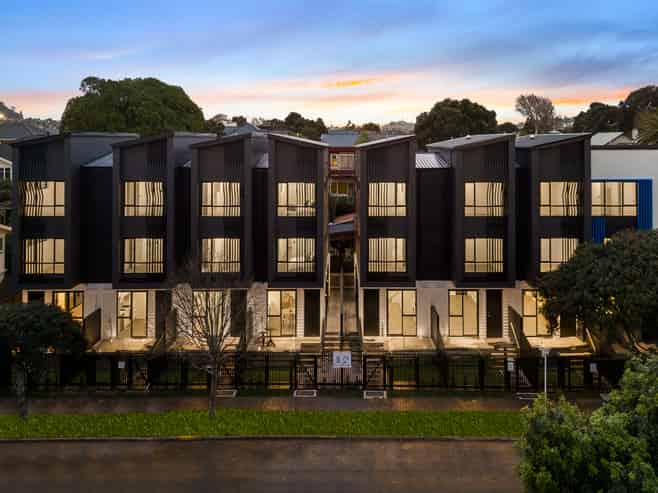 1-8/6C Kingsway Avenue, Sandringham