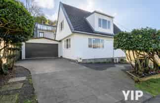 12 Fyvie Avenue, Tawa