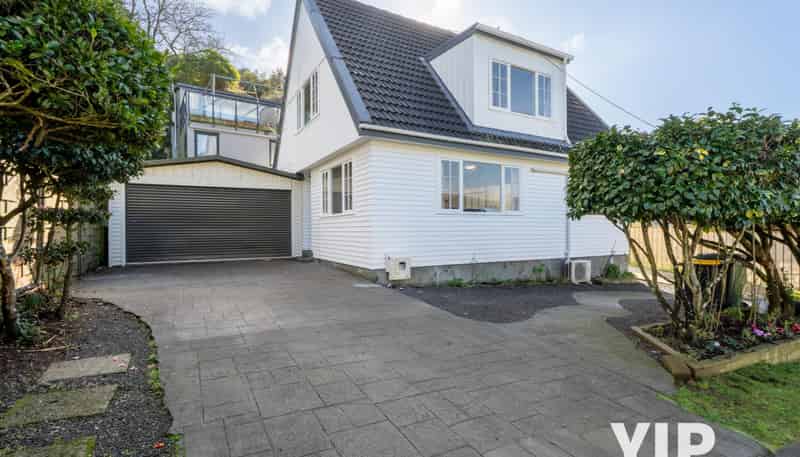 12 Fyvie Avenue, Tawa