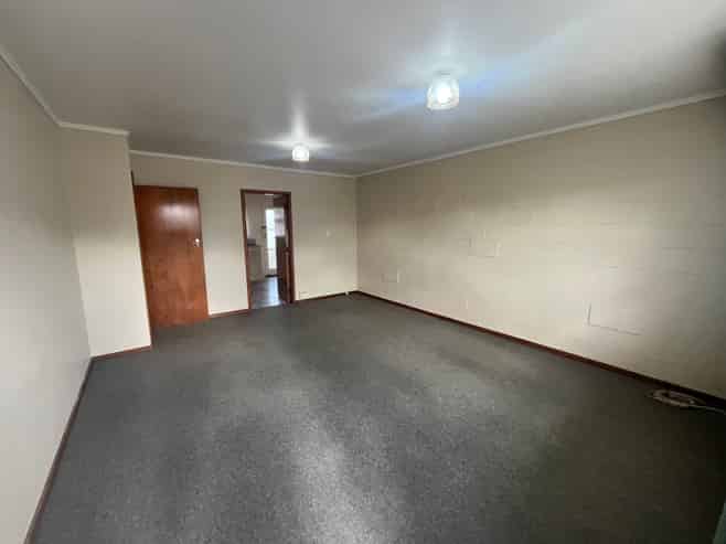 2/44 Cameron Road, Hamilton East