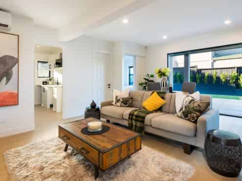 1/8 Clifton Road, Waiake