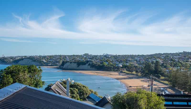 1/8 Clifton Road, Waiake