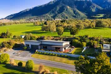 72E Koura Bay Drive, Kaikoura