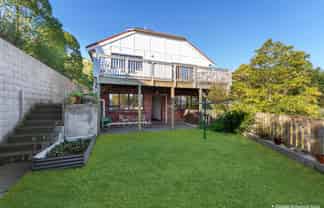 2/55 Whaka Terrace, Huntsbury