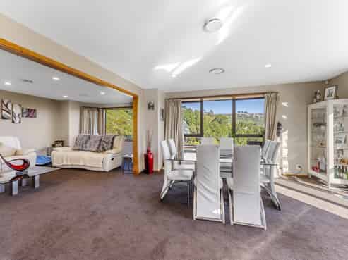 2/55 Whaka Terrace, Huntsbury