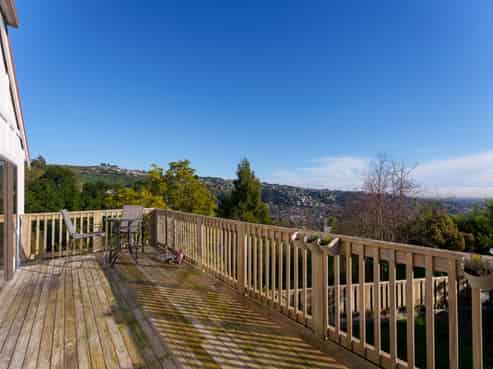 2/55 Whaka Terrace, Huntsbury