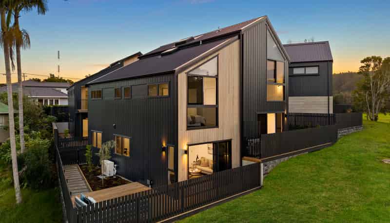 49 Taipari Road, Te Atatu Peninsula