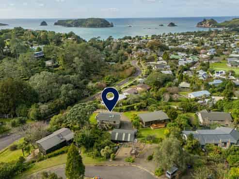 39 Grange Road, Hahei