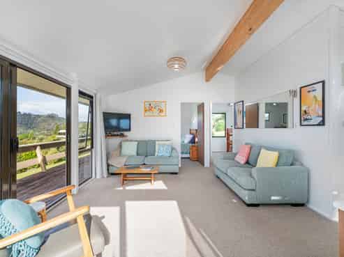 39 Grange Road, Hahei