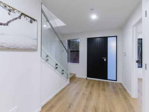 121C New Windsor Road, New Windsor