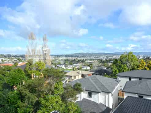 121C New Windsor Road, New Windsor