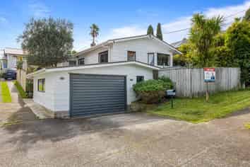 1/46 Ngataringa Road, Devonport