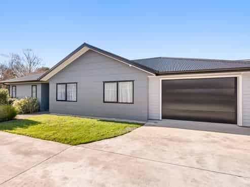 21 Rimutaka Street, Trentham