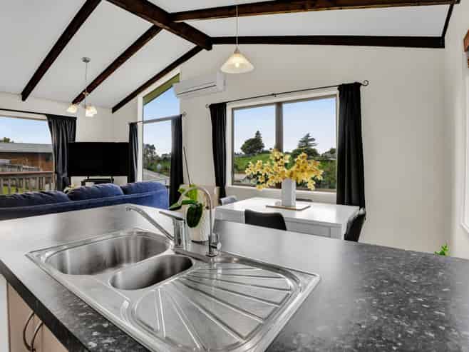 23E + 23F Rata Street, Upper Vogeltown