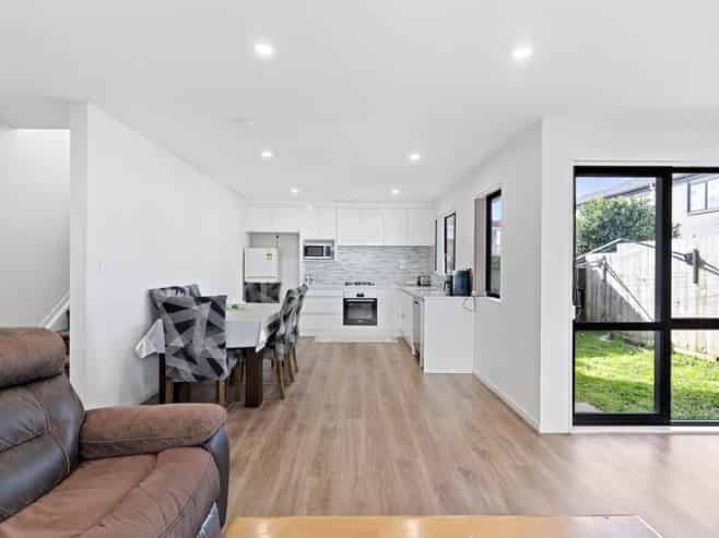 2/66 Wintere Road, Papatoetoe