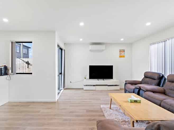2/66 Wintere Road, Papatoetoe