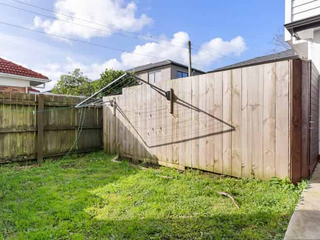 2/66 Wintere Road, Papatoetoe