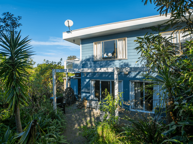 20 Church Bay Road, Oneroa