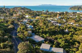 20 Church Bay Road, Oneroa