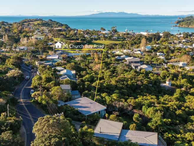 20 Church Bay Road, Oneroa