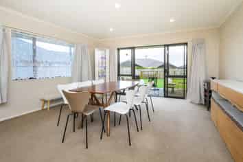 161 Pacific Drive, Fitzherbert