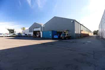 Sole Agency: 2,500sqm with Sharp Rentals