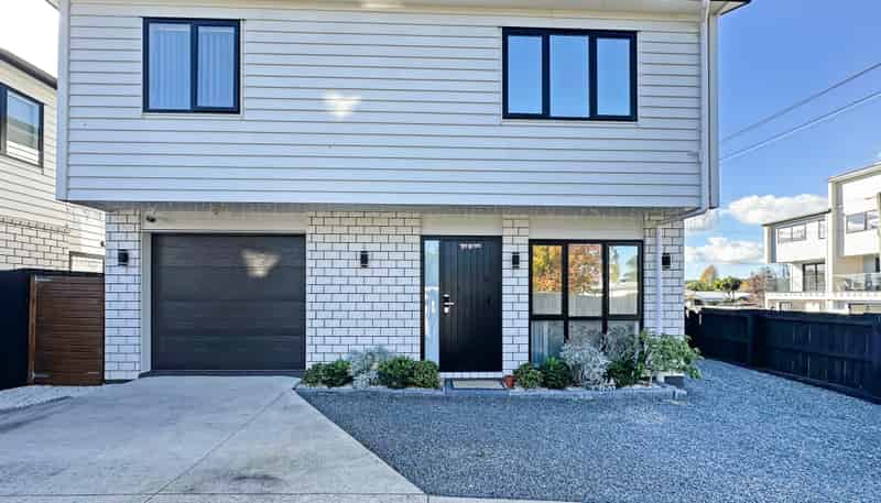 17A Kerrydale Road, Manurewa