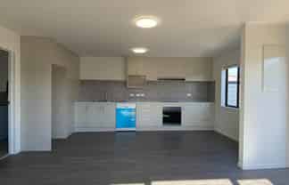 B-1/10 John Walker Drive, Manurewa