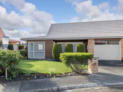25/2 William Donald Drive, Solway